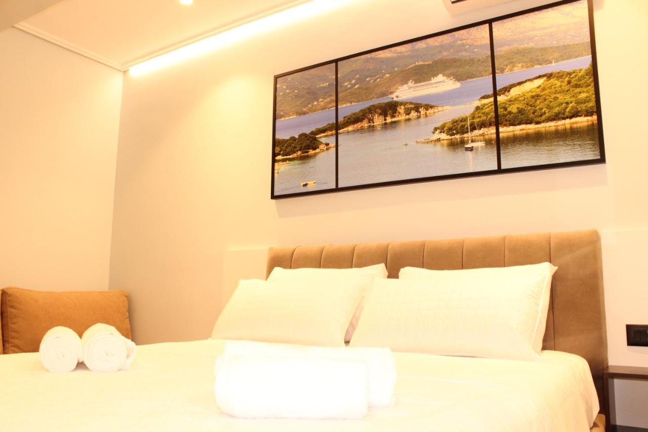 Bebi Hotel And Apartments Саранде Екстериор снимка