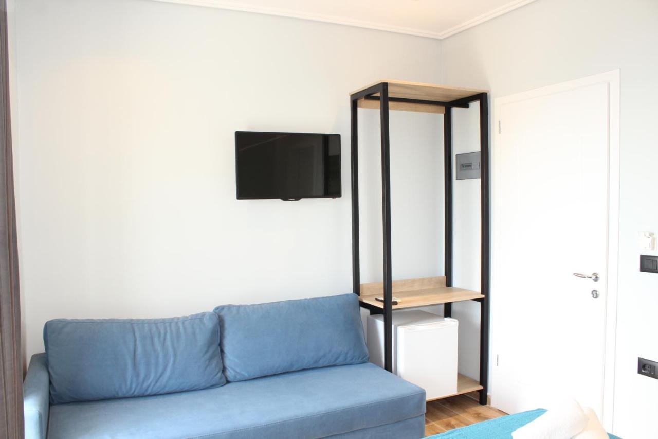 Bebi Hotel And Apartments Саранде Екстериор снимка