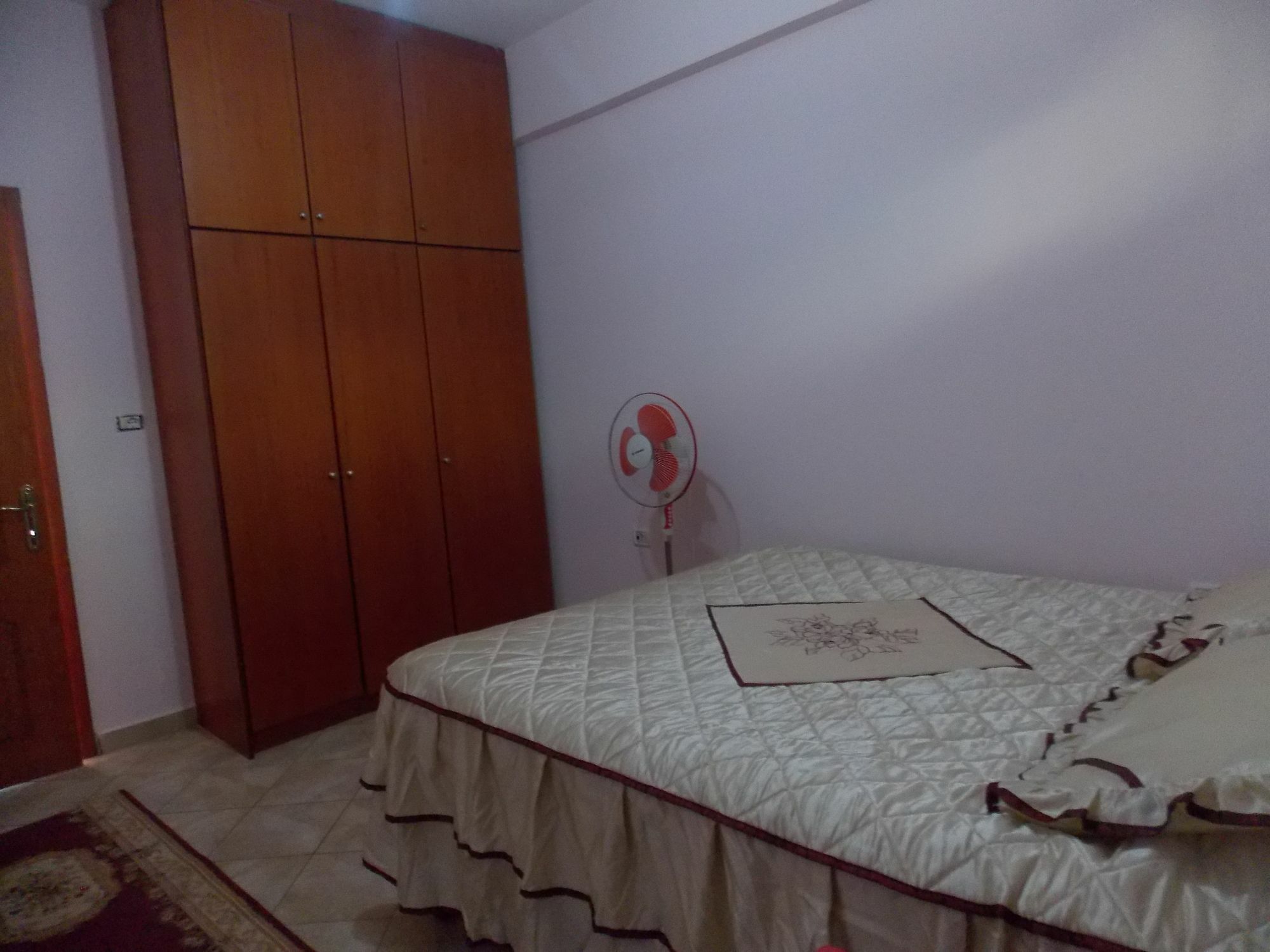 Bebi Hotel And Apartments Саранде Екстериор снимка